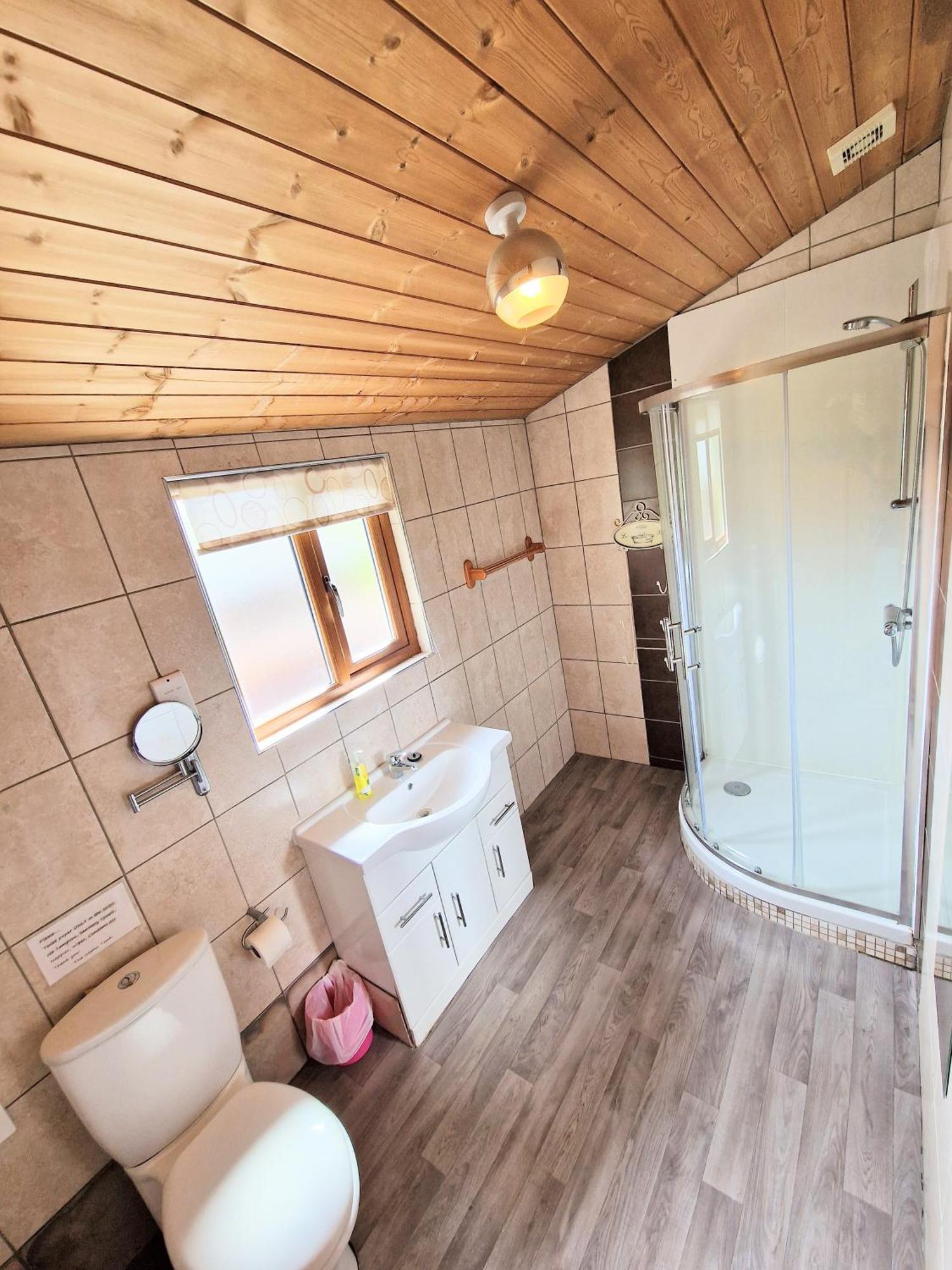 Lomond 4 With Private Hot Tub - Fife - Loch Leven - Lomond Hills Villa Kelty Exterior photo
